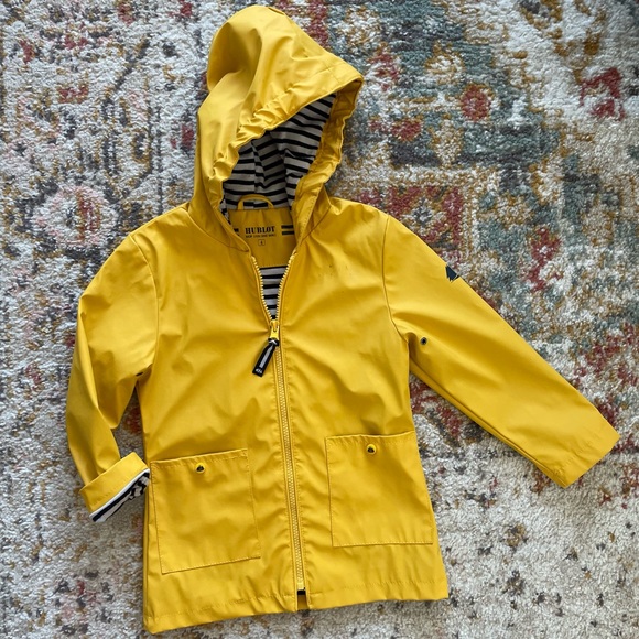 Kids 4 to 5t super cute raincoat. - Picture 6 of 6